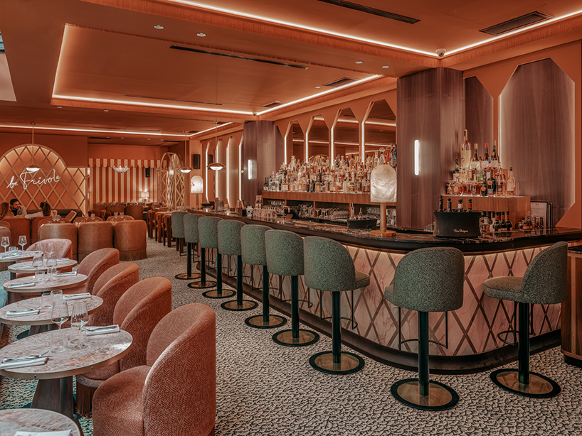 Vibrant Decorations Restaurant Interiors por Maison Malapert del Distrito de la Moda de París