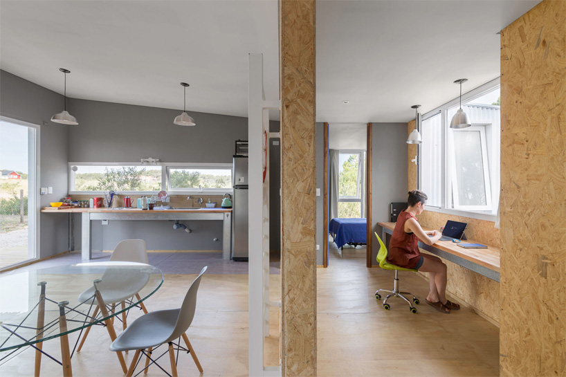 moirëarquitectos constructs steel framed holiday home with corrugated white façade