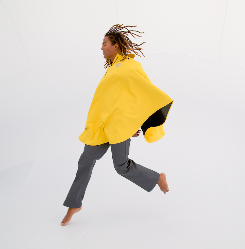 cleverhood debuts new rover rain cape made from PFC free materials designboom
