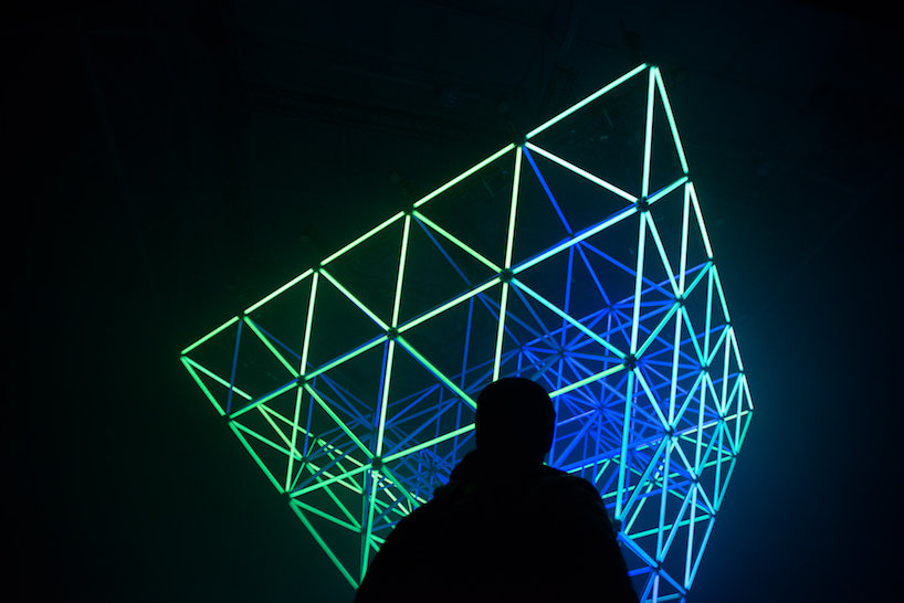 TETRO+A and WHITEvoid present network-like light structure for bright brussels festival
