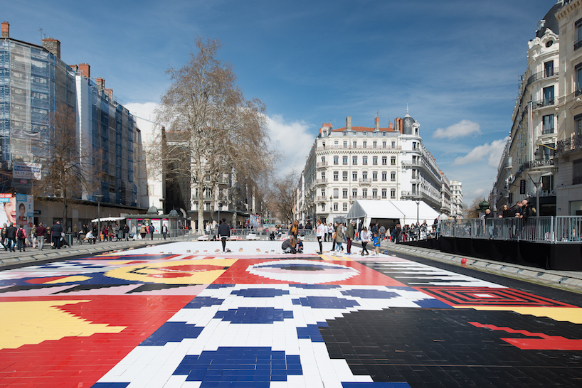 TETRO agency + fernando volken togni develop giant participatory street art in lyon