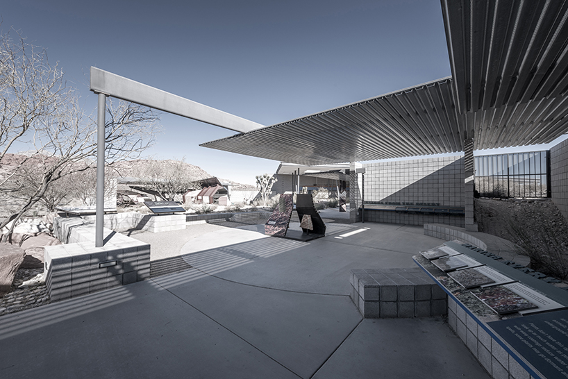pygmalion karatzas documents the red rock canyon visitor center in nevada