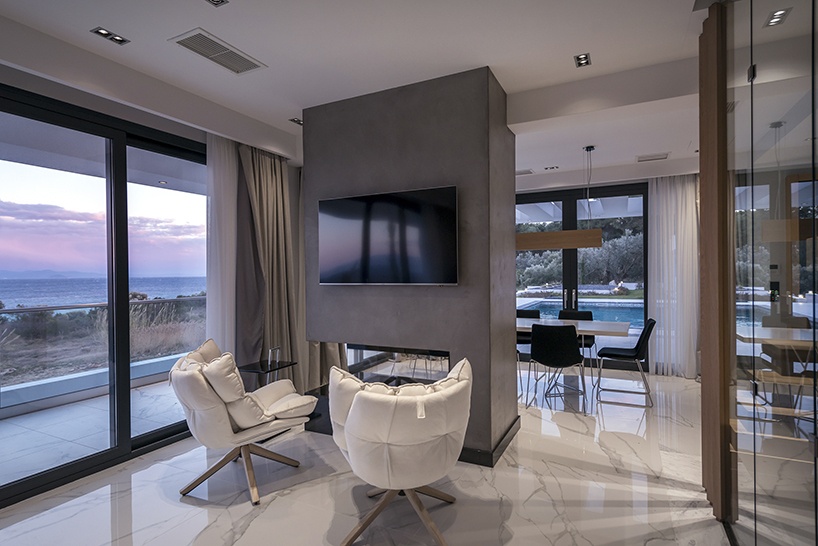 officetwentyfivearchitects designs two idyllic beachside villas in greece designboom