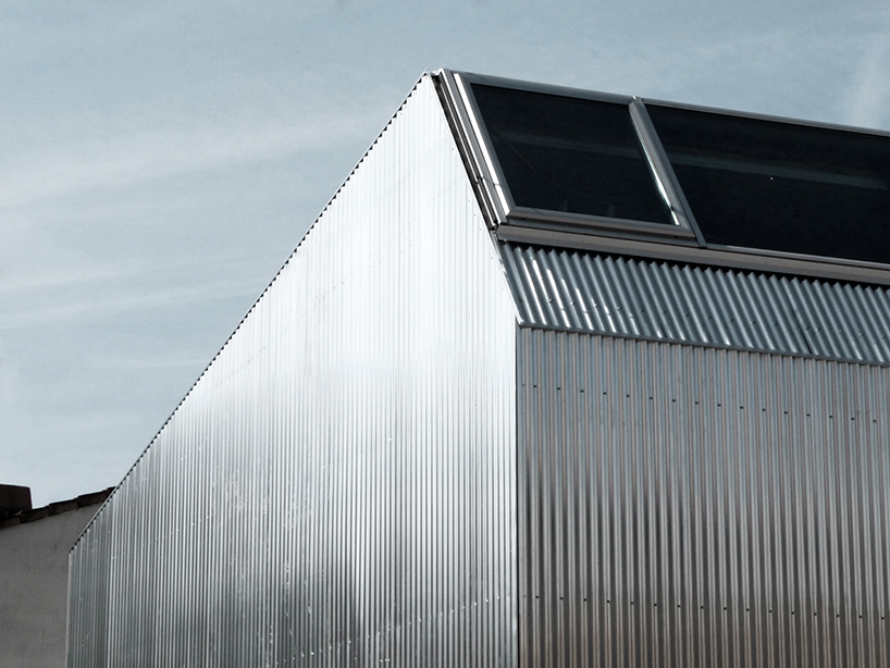 BAST renovates and rebuilds M03 house in suburban toulouse