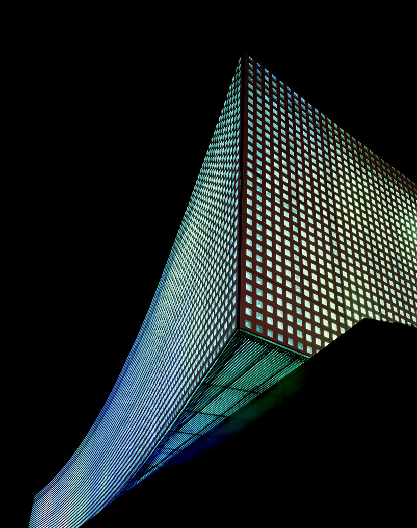 le prisme multi-purpose hall by brisac gonzalez architects