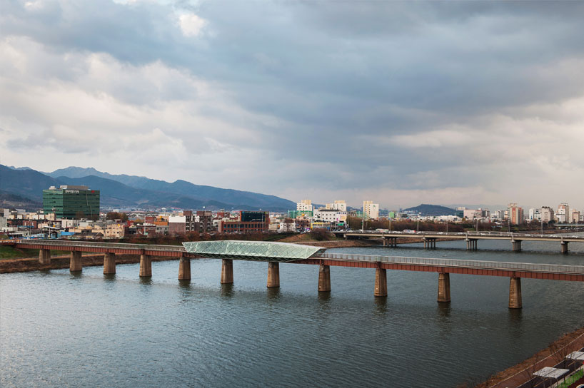 CA plan revitalizes ayang railroad bridge in south korea 