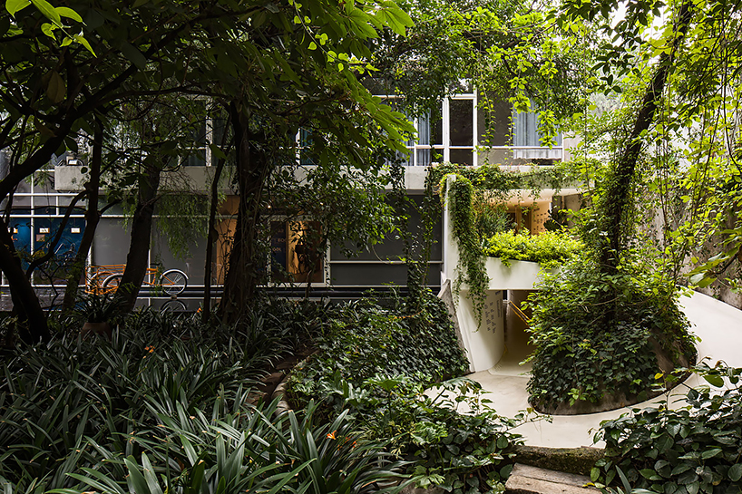 fernando romero's archivo diseño y arquitectura promotes + exhibits design in mexico