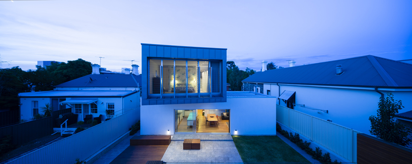 dimitty andersen architects floats curved extension over rose park residence