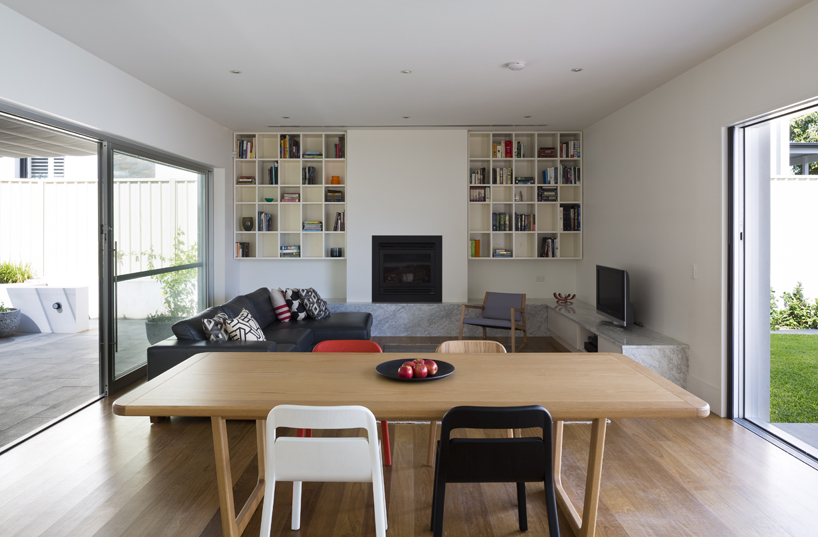 dimitty andersen architects floats curved extension over rose park residence