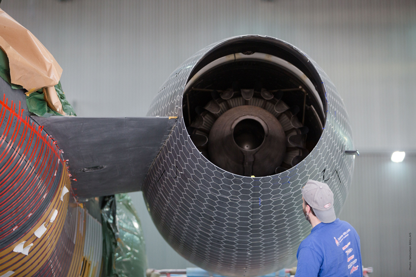 happy design studio carboneum jet designboom