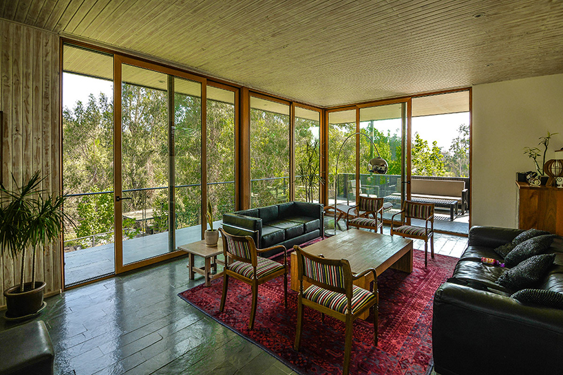 max ibanez + claudio labarca optimize the MIL metal house in santiago