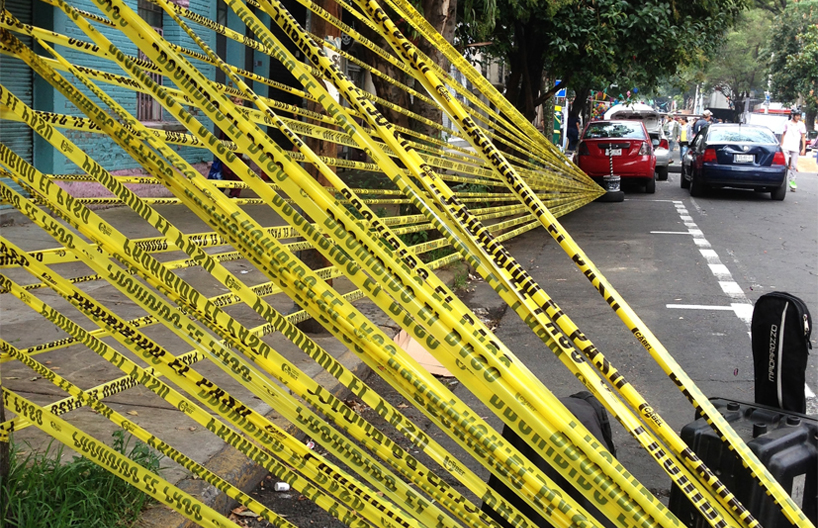 INhabitable studio builds temporary stage in mexico city for PARK(ing) day