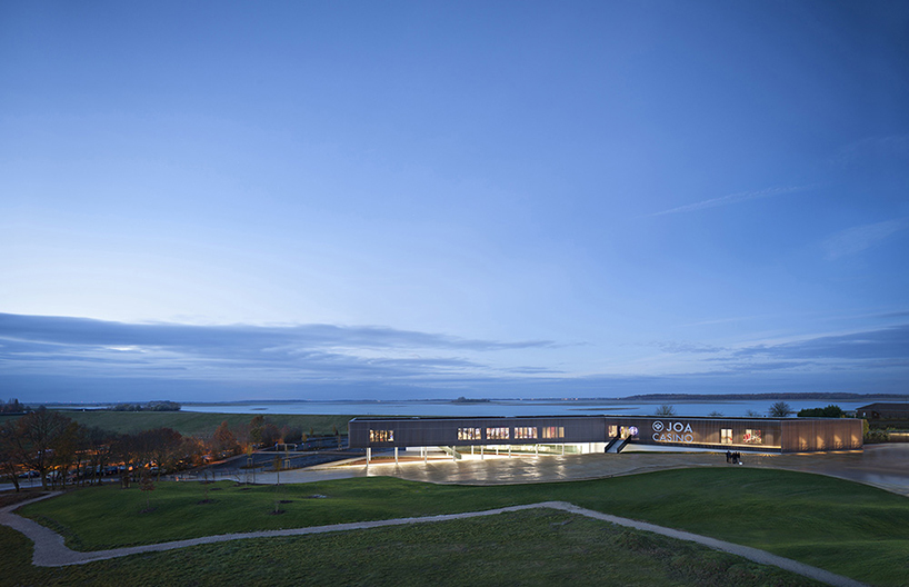 data architectes opens casino du lac to its surrounding landscape 
