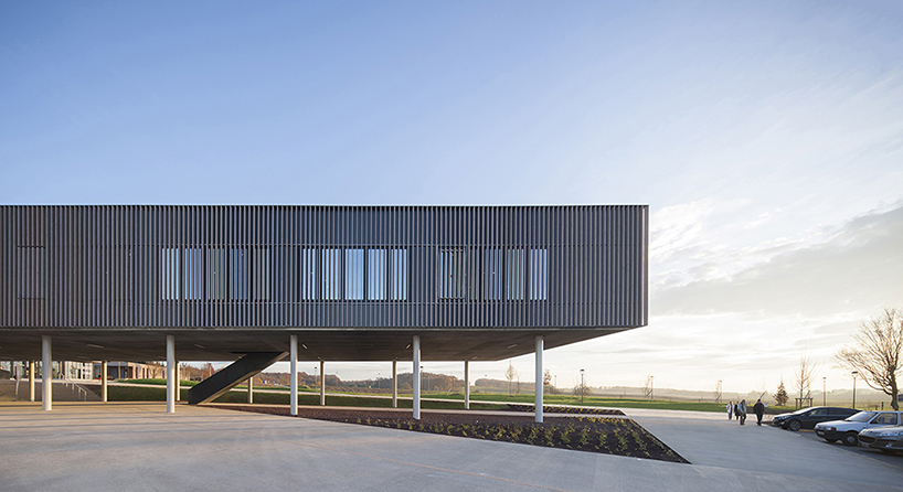 data architectes opens casino du lac to its surrounding landscape 