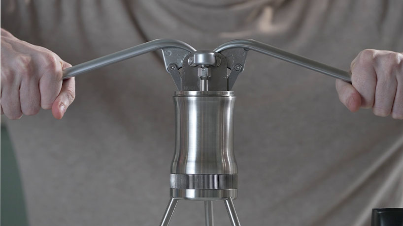 leverpresso orbit's manual levers enable espresso making entirely by human input