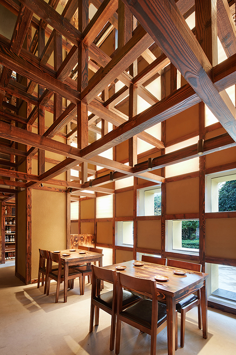 yoshimasa tsutsumi restaurants in chengdu, china, draw from traditional japanese typologies designboom
