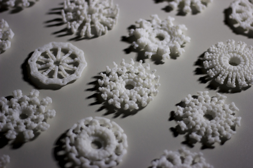love project by guto requena & D3 translates emotional data into 3D objects