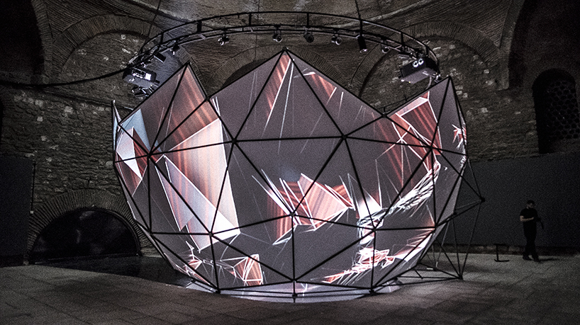 NOHlab x buşra tunç present OCULUS as an interactive light + sound performance