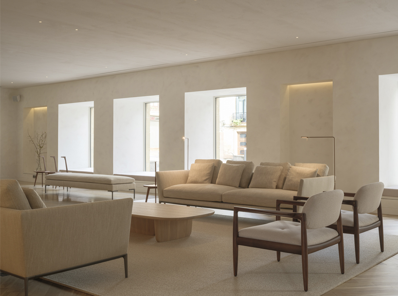 sculptural installations animate zU-studio&rsquo;s hotel redesign in spain