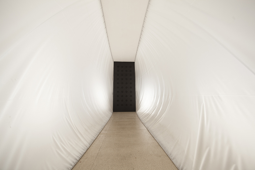 plastique fantastique breathing volume