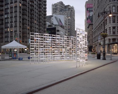 INABA illuminates the flatiron plaza with new york light installation