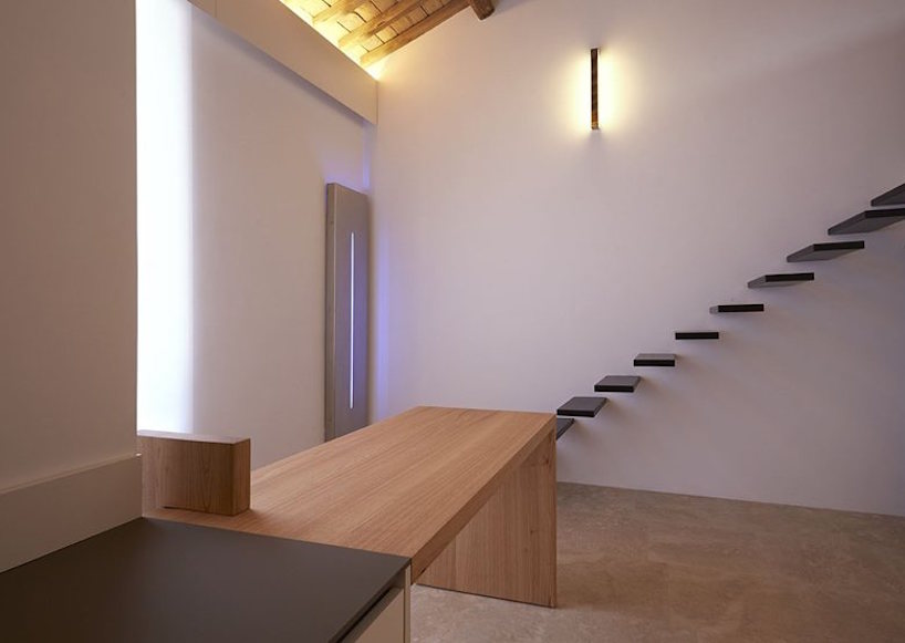 alessandro de sanctis des interior architecture apostoli apartment rome italy designboom alessandro de sanctis des interior architecture apostoli apartment rome italy designboom