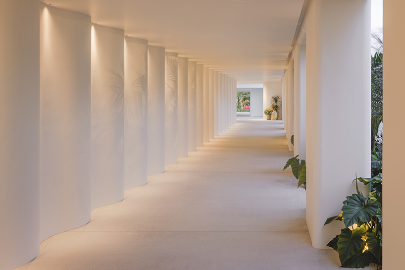 wave-like white forms by onion envelop standard hotel in pattaya beach town