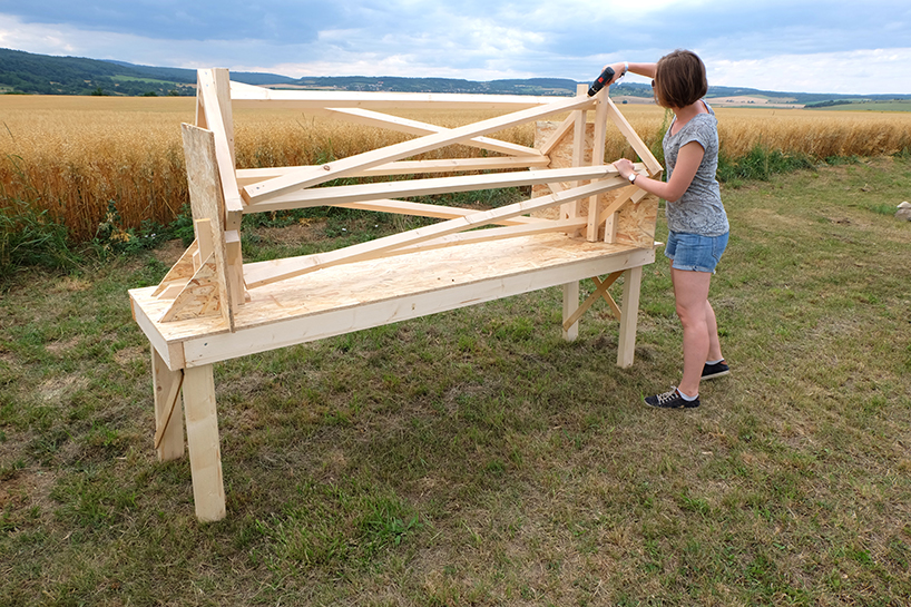 mazzocchio pavilion combines space & light to create social interactions