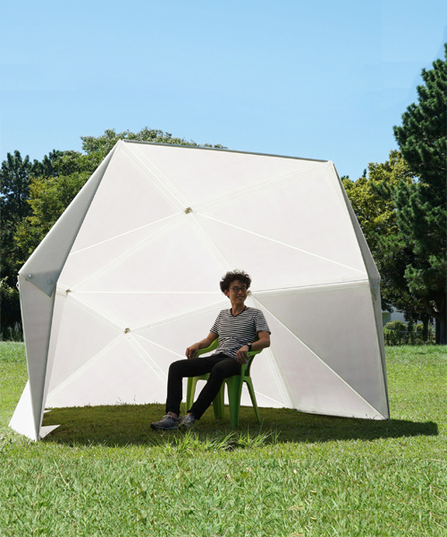 tsukagoshi miyashita sekkei proposes foldable half dome for emergencies + outdoors