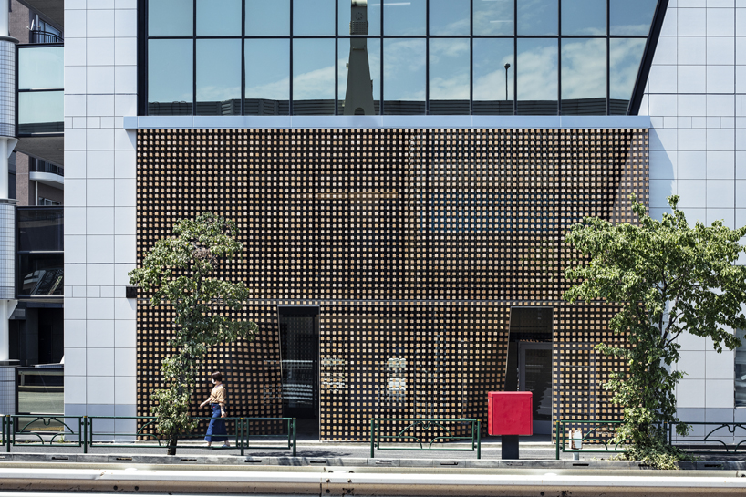 the phenomenal facade 1