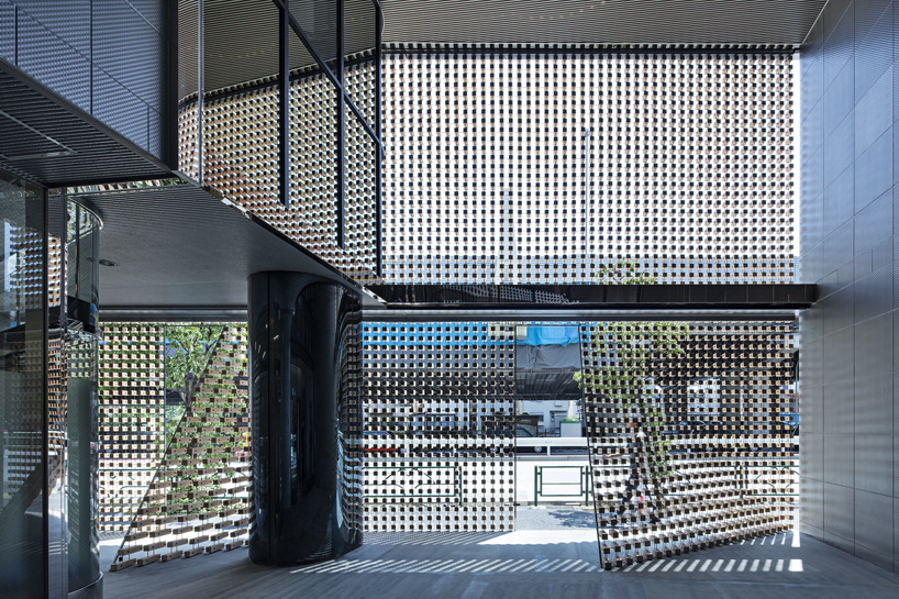 the phenomenal facade 7