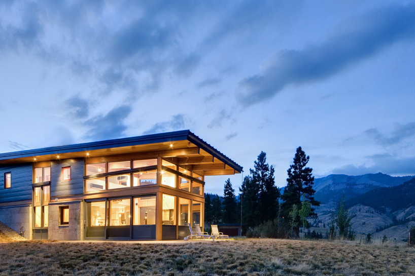 balance associates build picturesque nahahum cabin in washington state