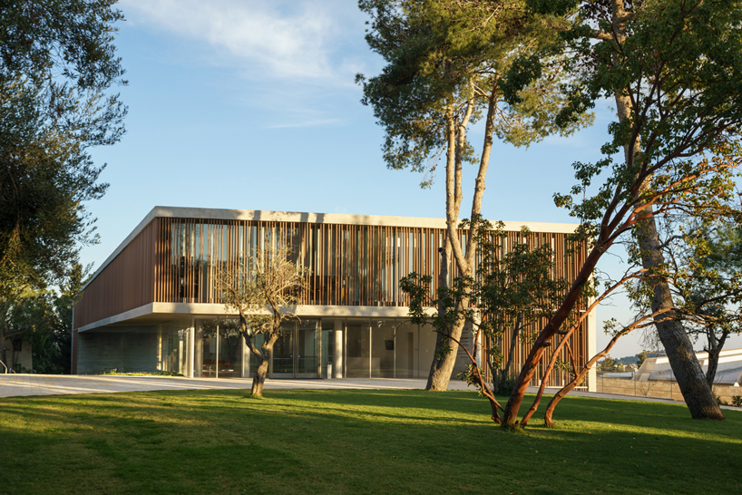 polonsky academy of advanced studies building by chyutin architects