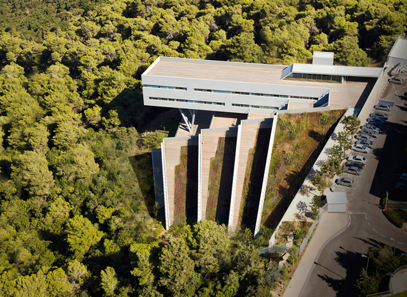 chyutin architects haifa university student center israel designboom