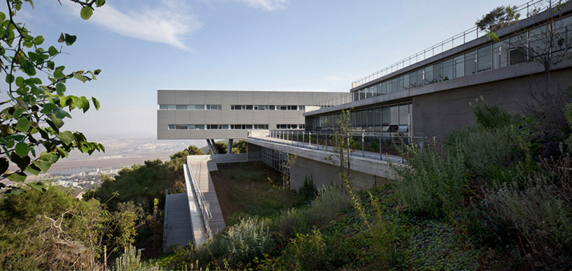 chyutin architects realizes cliff-side student center in israel