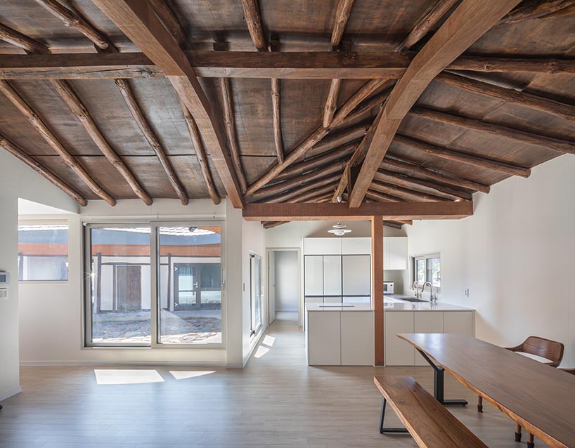 undulating roof crowns 50-year-old farmhouse renovation by drawing works in korea