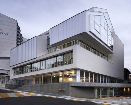 l'eau design distorts volumes with march rabbit building in seoul