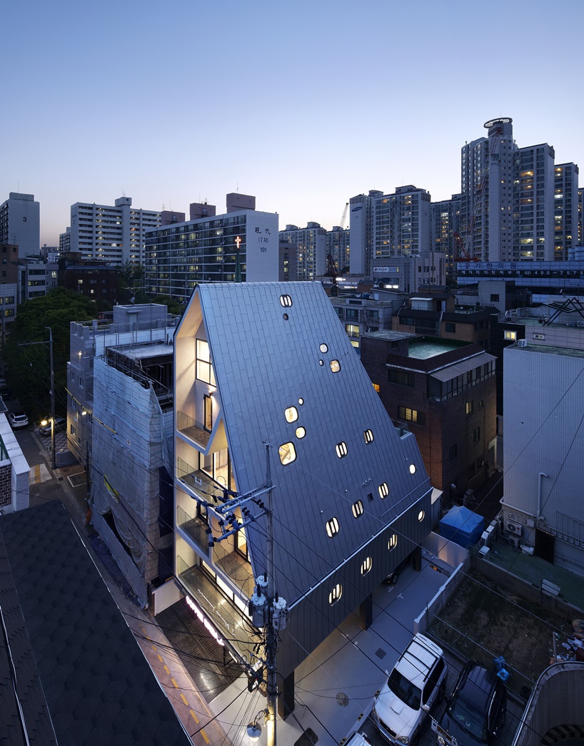 THE_SYSTEM LAB's darak-darak living facility is a mini mixed-used hub in seoul