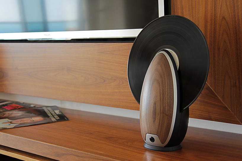 introducing toc, a vertical record player by roy harpaz