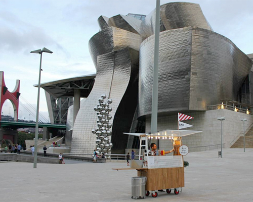 arquimaña's modern food truck sells artisanal hot dogs in bilbao