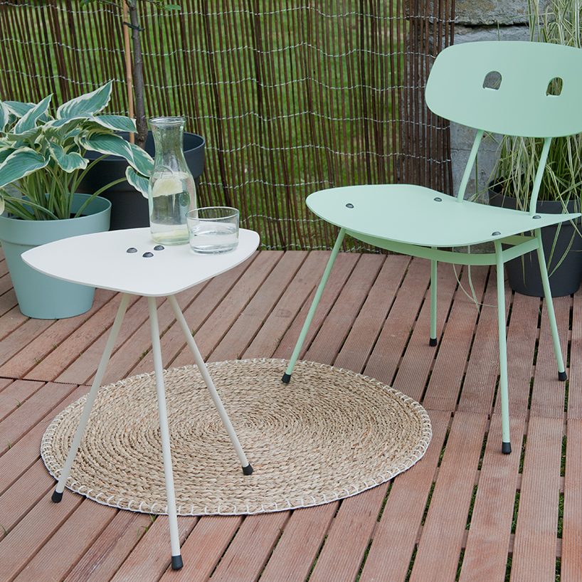 tristan frencken bent aluminum chair designboom