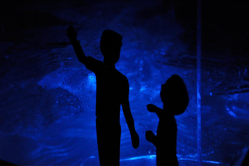 island chen develops the blue island bioluminescent algae installation