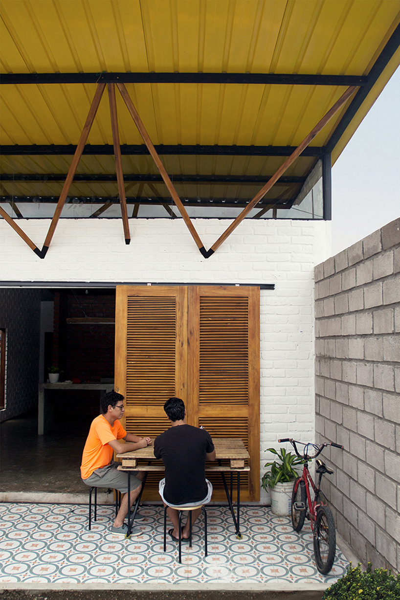 natura futura arquitectura house for someone like me ecuador social housing designboom