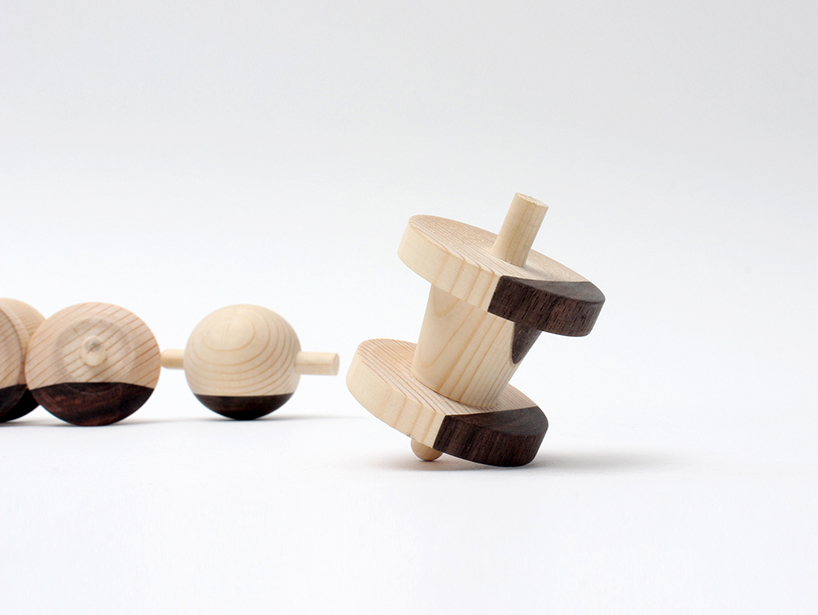 craft combine creates a spinning top influenced by korean characters