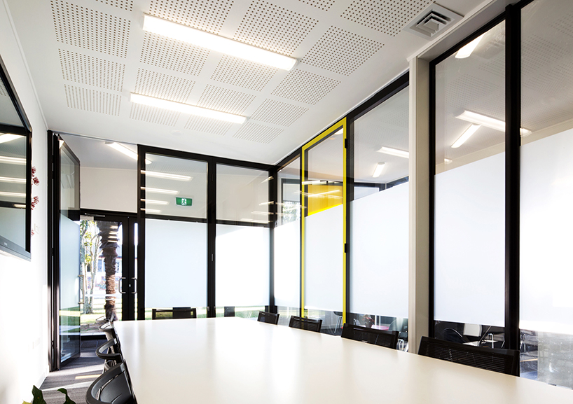 stephenson & turner re-imagine primary school admin building in auckland