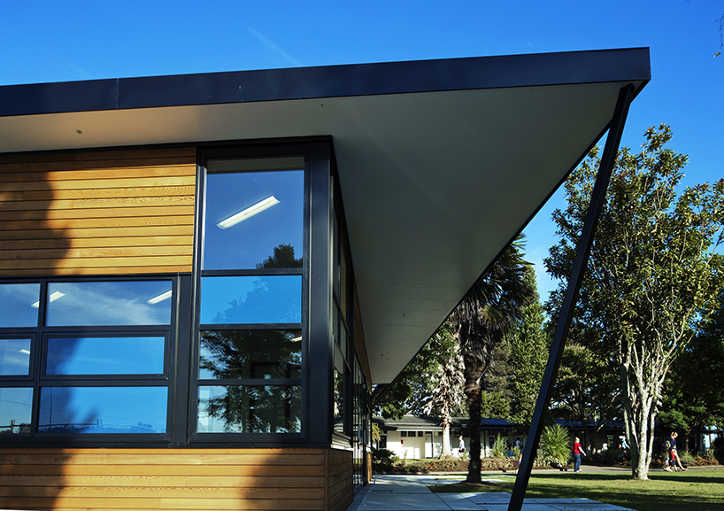 stephenson & turner architects whenuapai primary school admin building designboom