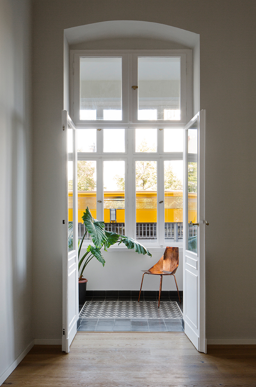 RAUM404 art apart berlin designboom 