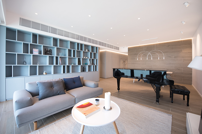 curvy volumes in bean buro's apartment renovation reference flowing water