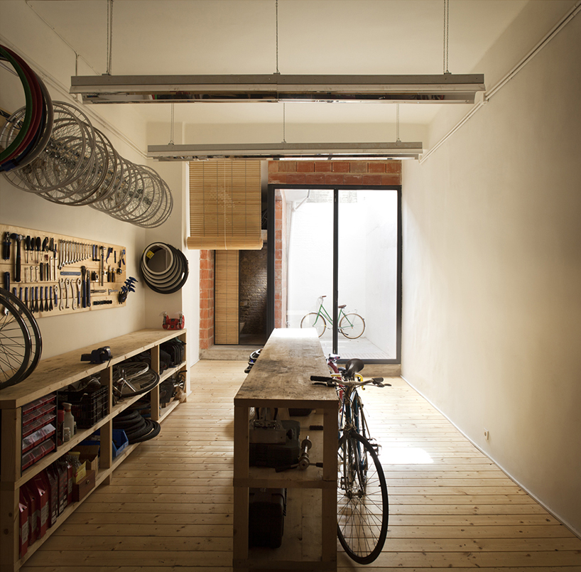 hugo mompó bullit cyclery shop valencia spain designboom
