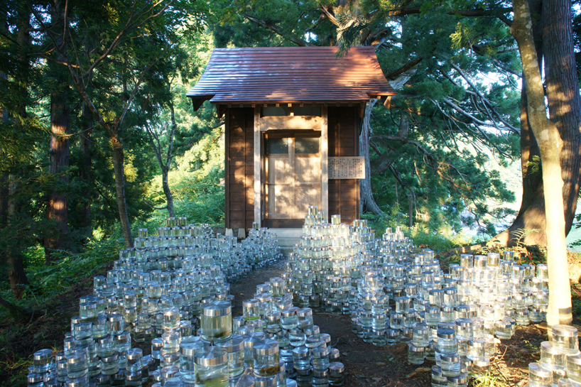 toshihiro komatsu's offering installation at echigo-tsumari art triennial